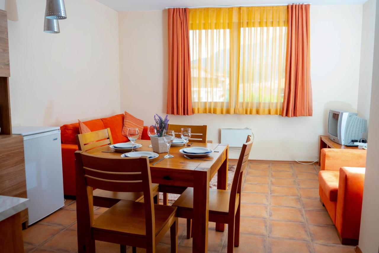 Two Bedroom Apartments In Murphys Lodge Bansko Exterior foto